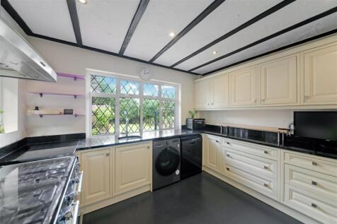 BUCKLES WAY,2 -13.jpg