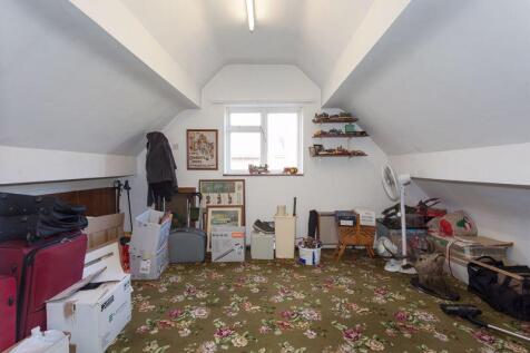 BEDROOM  5