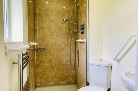 EN SUITE WET ROOM