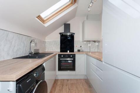 OPEN PLAN LOUNGE KITCHEN DINER