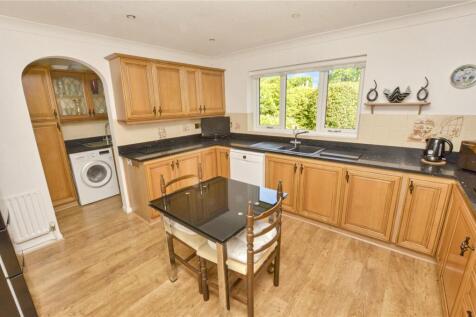 Kitchen/Breakfast Rm