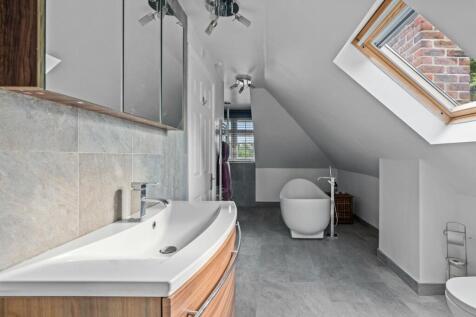 Ensuite Bathroom