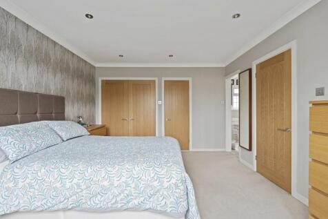Bedroom No 1