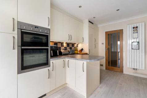 Kitchen/Breakfast Rm
