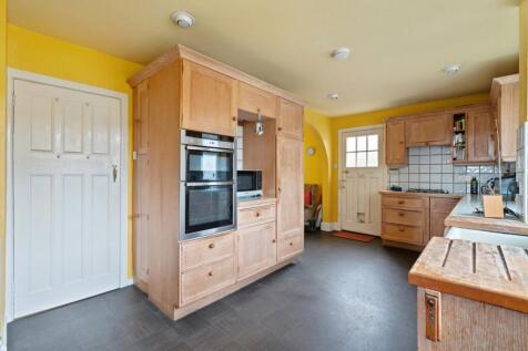 Kitchen/Breakfast Rm