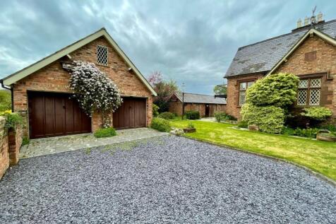 DOUBLE GARAGE