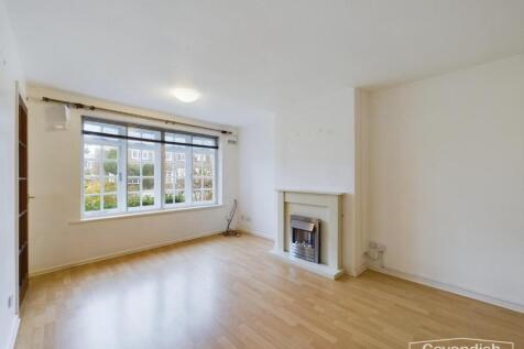 LIVING ROOM/DINING AREA