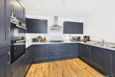 KITCHEN &amp; DINING AREA