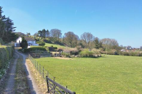 PADDOCKS