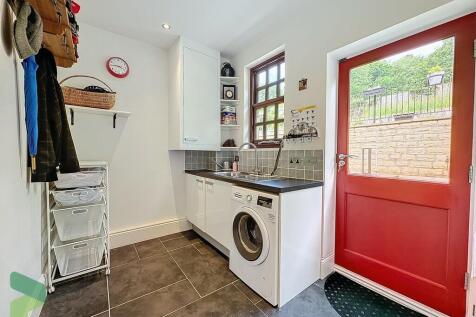 Coach House31