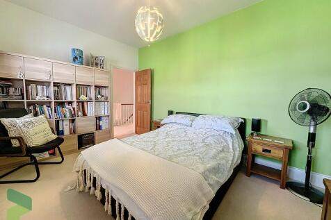 Coach House8