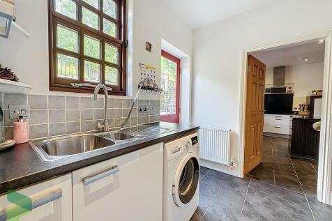 Coach House33