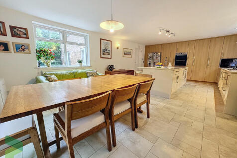 Kitchen. Dining. ...