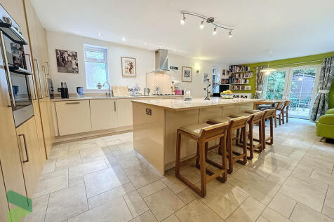 Kitchen. Dining. ...