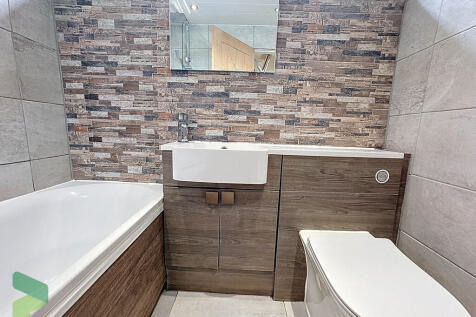 Queensway28