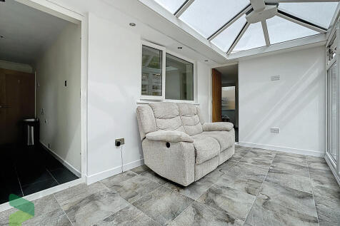 Queensway30