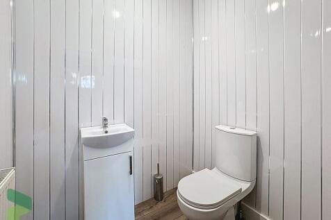 Cloakroom / WC