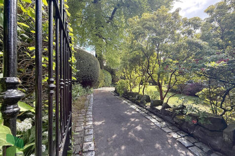 Gardens Entrance