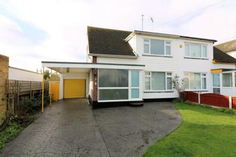 2 Bedroom Houses For Sale In Southend On Sea Essex Rightmove