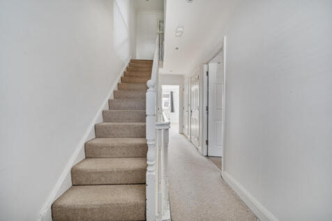 1316531-9-686fa28...