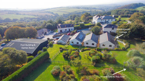 Rear overhead pic...