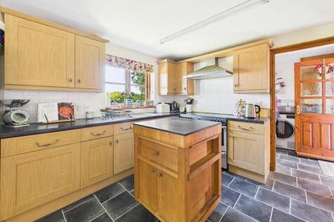 CAM05372G0-PR0010...