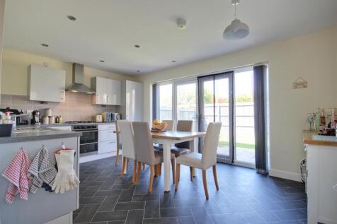 Paradise Gardens (12).jpg