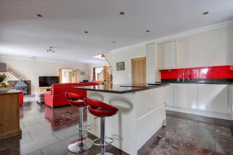 The Paddock (16).jpg