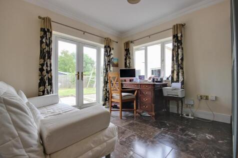 The Paddock (23).jpg