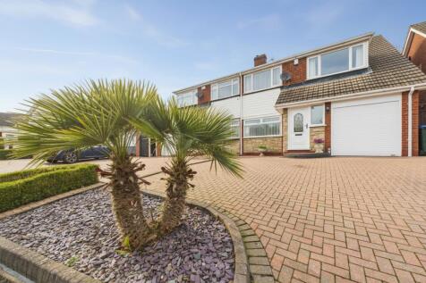 cam05591g0pr0128still063001