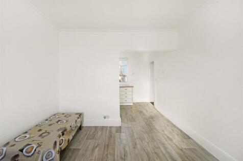 12A Watford Road - 37KVZKtxHPoKzrlRZUew.jpg