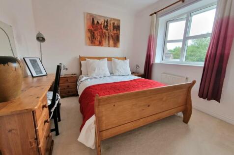 Bedroom 2.jpg