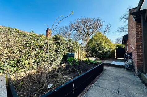 Vegetable Patch &amp; Side Garden