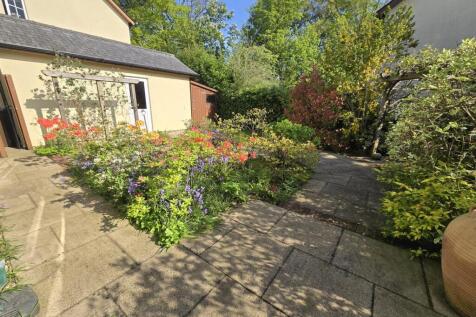 Garden 2.jpg
