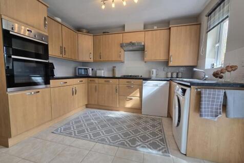 Kitchen .jpg
