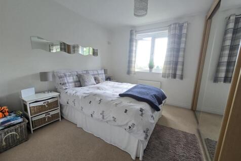 Bedroom 2.jpg