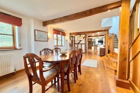 Annexe - Dining Area