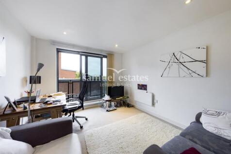 Living Room / Kitche