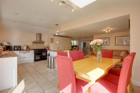 Open Plan Living Kitchen