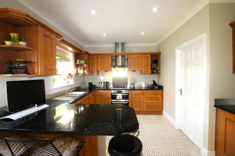 Kitchen new 2.JPG