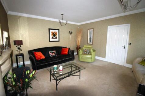 Lounge new 2.JPG
