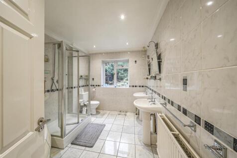 Ground Floor Bathroom