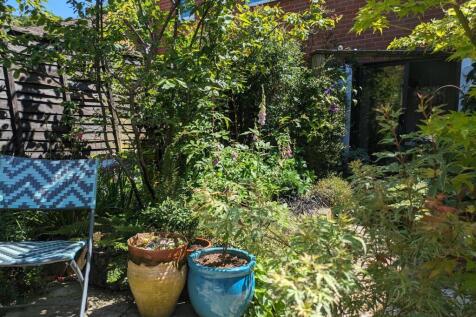 2092a57f-6b40-4a07-b104-7776a5bf0458-1_all_1532.jp