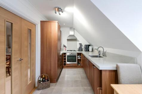 HIGHDOWN CLOSE,10 (2).jpg