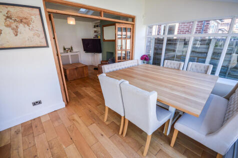 Kitchen - Diner 