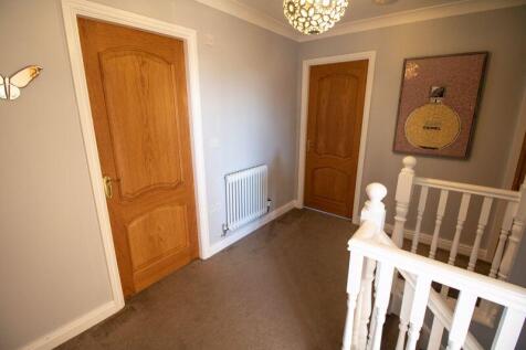 Upper floor landing