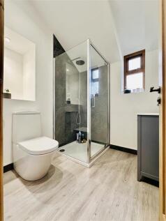 En Suite Shower Room