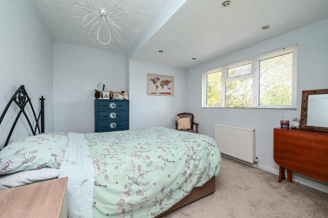 53 Sandhurst Lane...