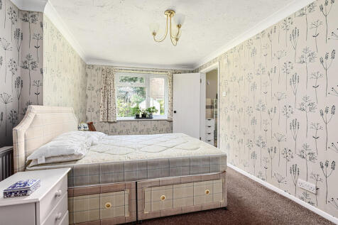 53 Sandhurst Lane...