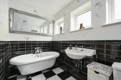 Downstairs Bathroom